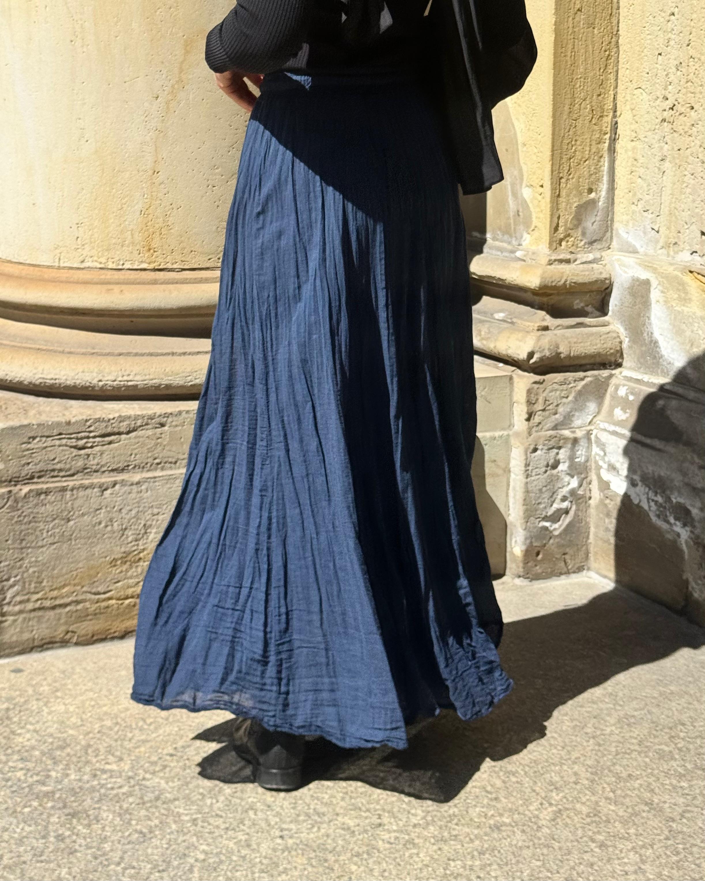CRINKLE MAXI SKIRT