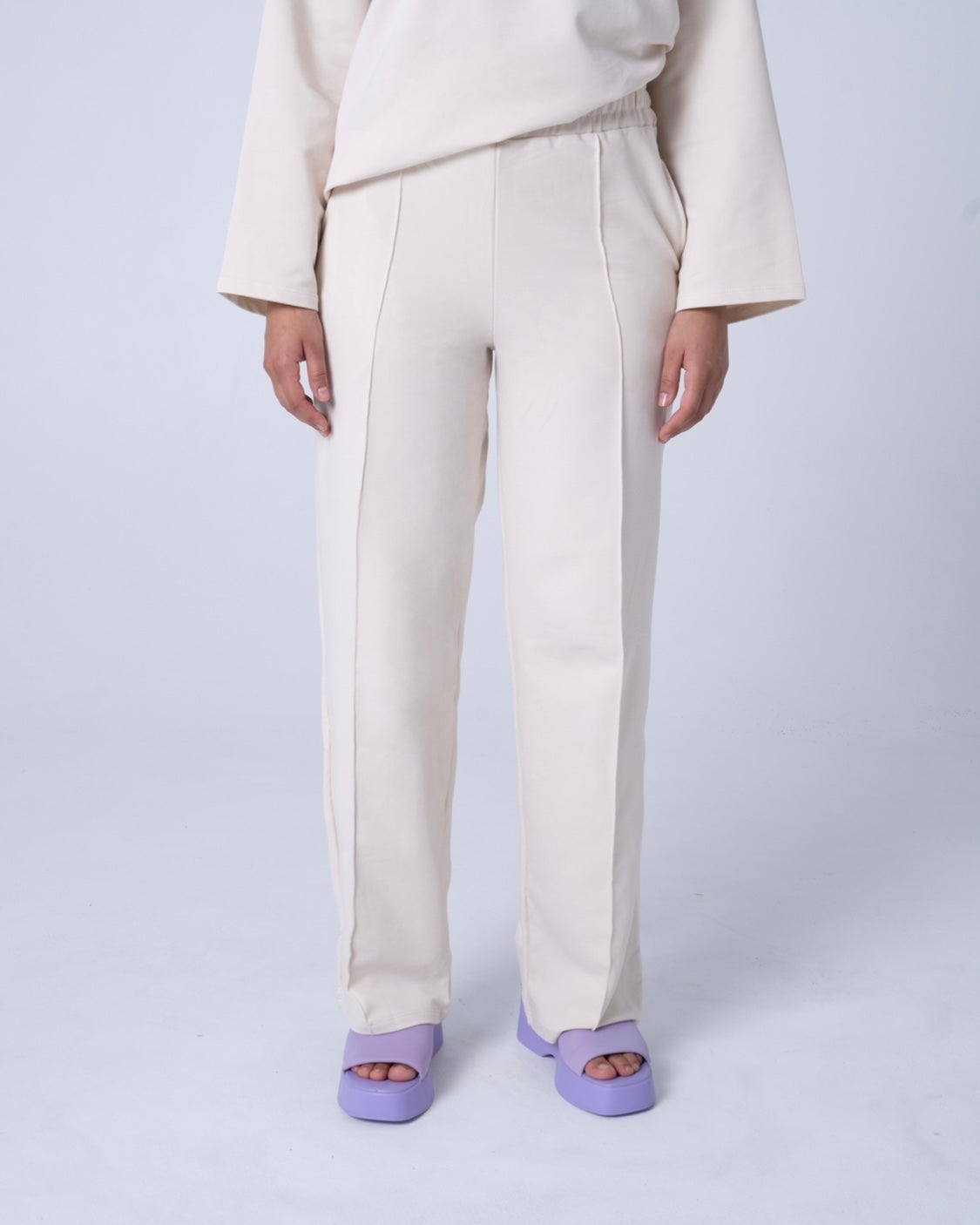 PLEATED JOGGER PANTS - BEIGE
