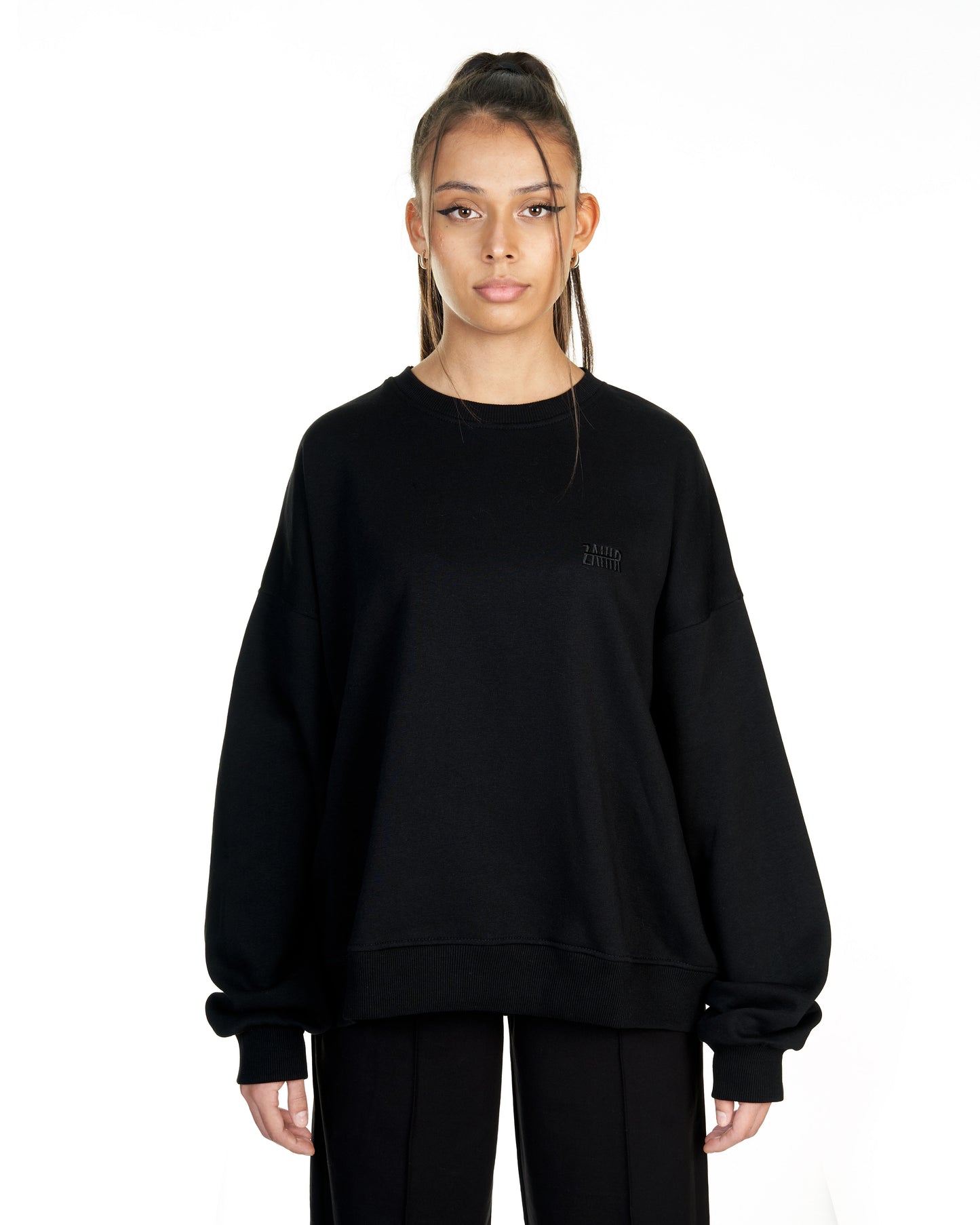 CREWNECK SWEATER - BLACK