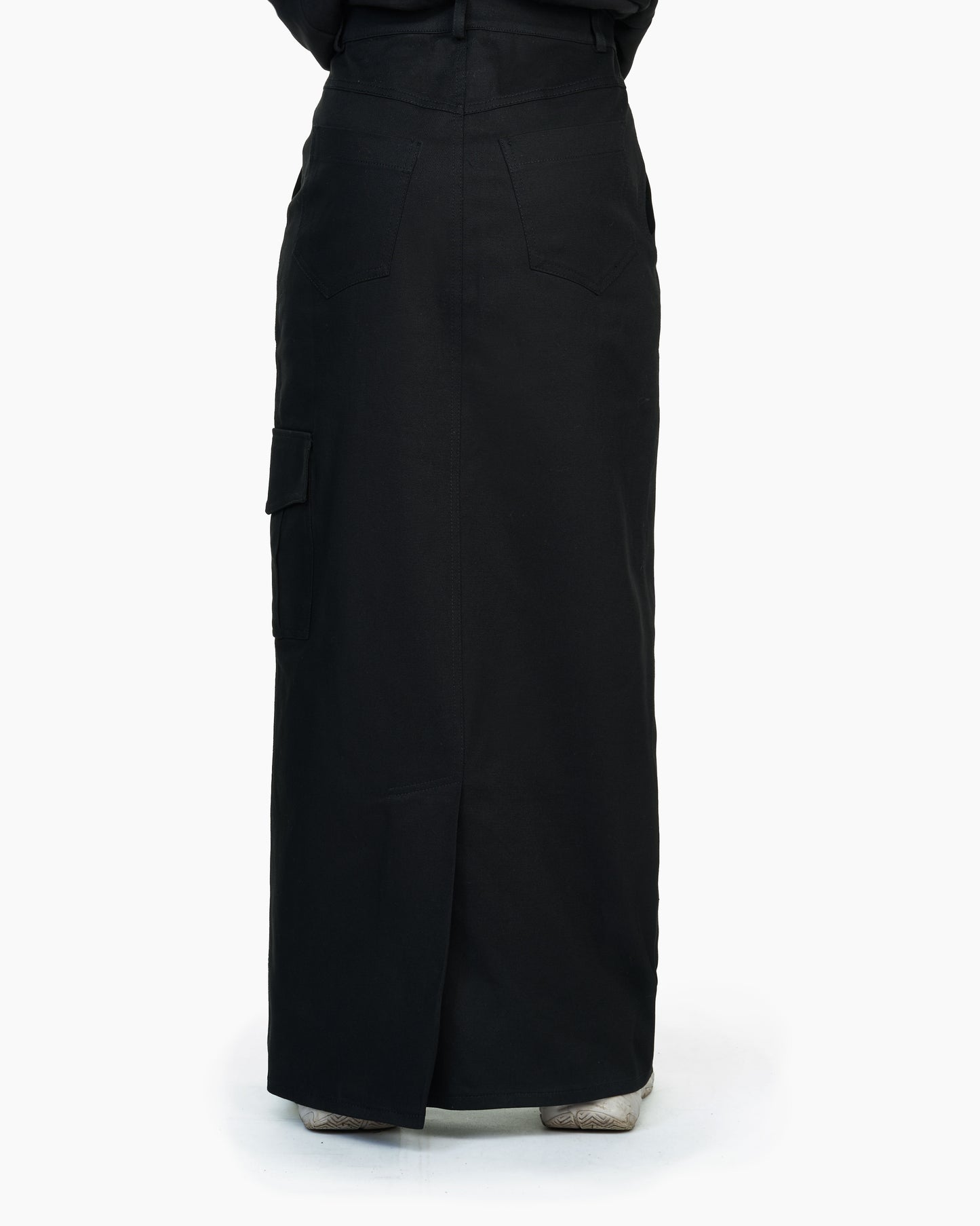 CARGO SKIRT - BLACK