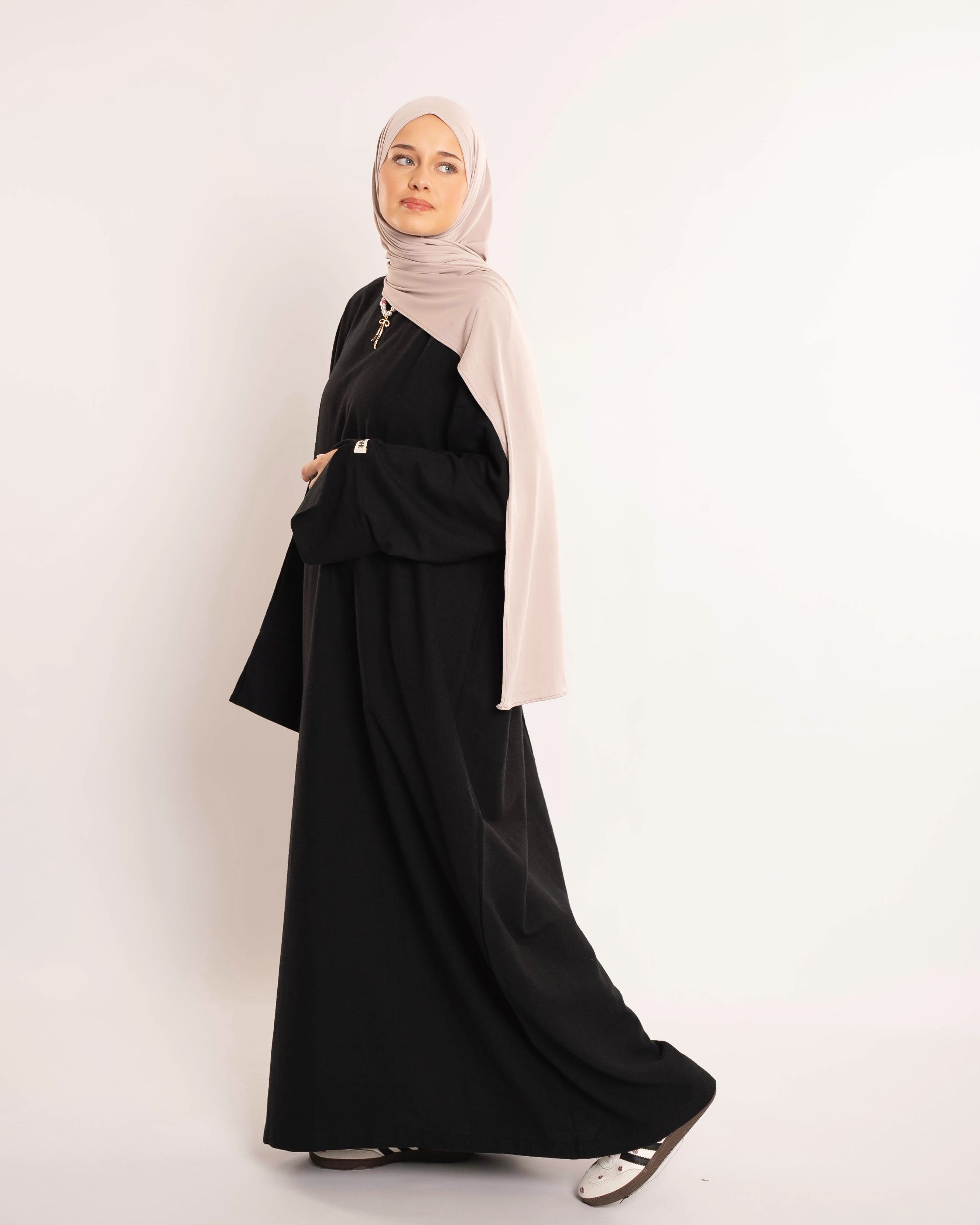 NAYLA LINEN ABAYA BLACK