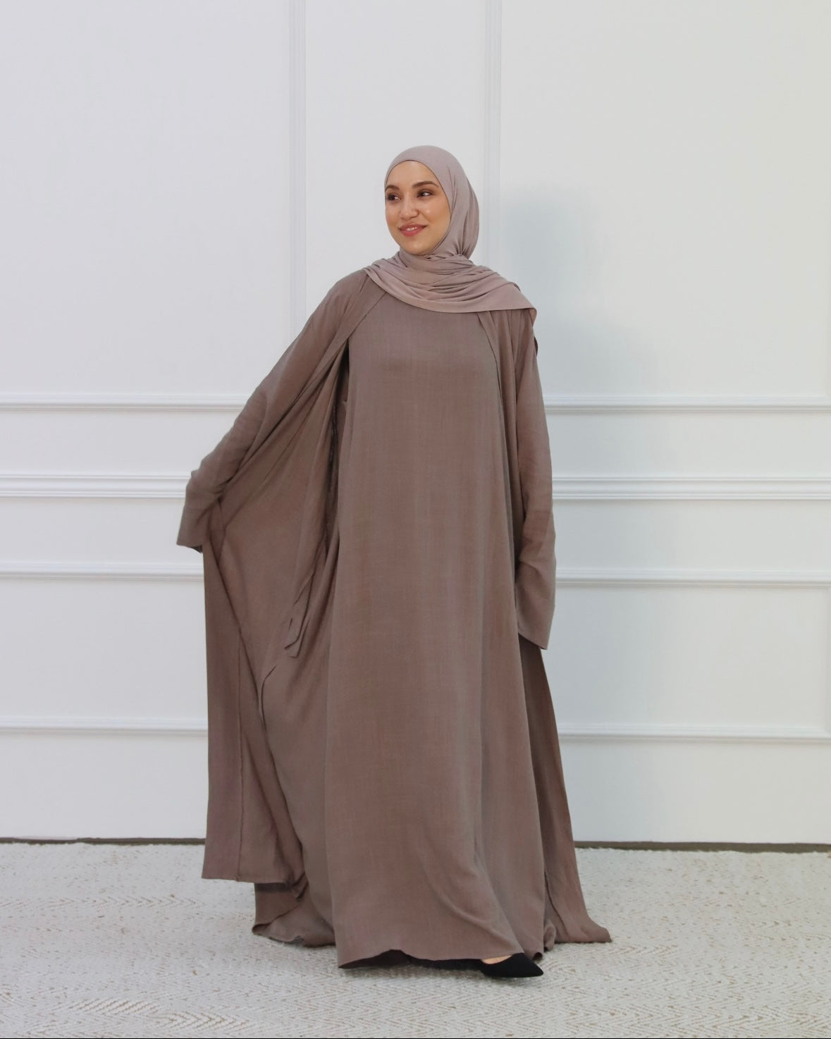 LAYAL LINEN ABAYA SET